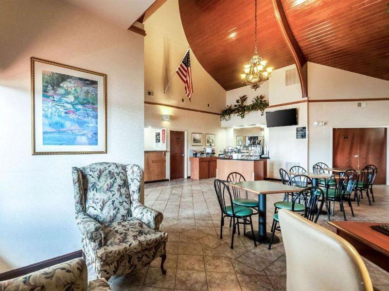 Econo Lodge Inn & Suites Middletown Exterior foto